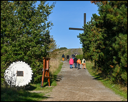 Der Gipfel ist in Sicht: Letzte Station vor dem Holzkreuz