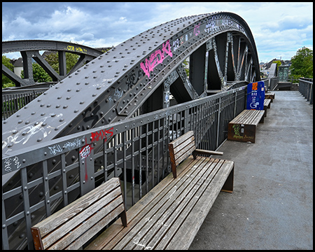 Brückenbogen der Mülheimer Ruhrbrücke