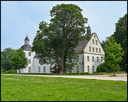 Schloss in einem Park