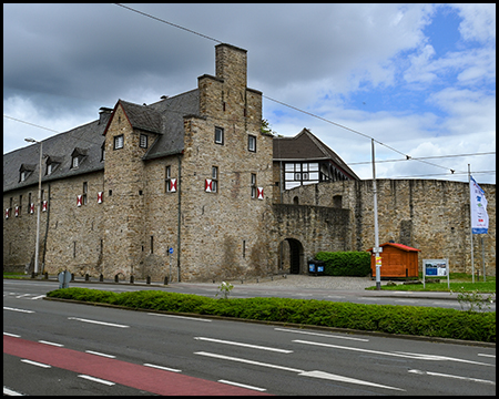 Schloss Broich von außen gesehen